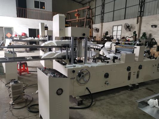 1000-1500 fogli/min Macchina per piegare tovaglioli di carta ad alta velocità e grande capacità per fabbriche di tessuti